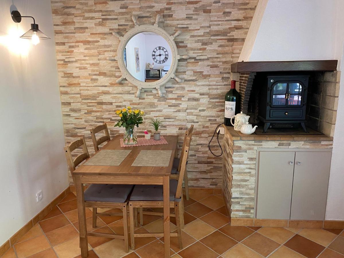 Le Clos Des Chenes Challans Exterior photo